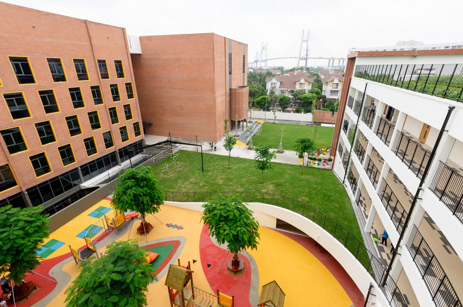 Thông Báo Nghỉ Giữa Học Kỳ I