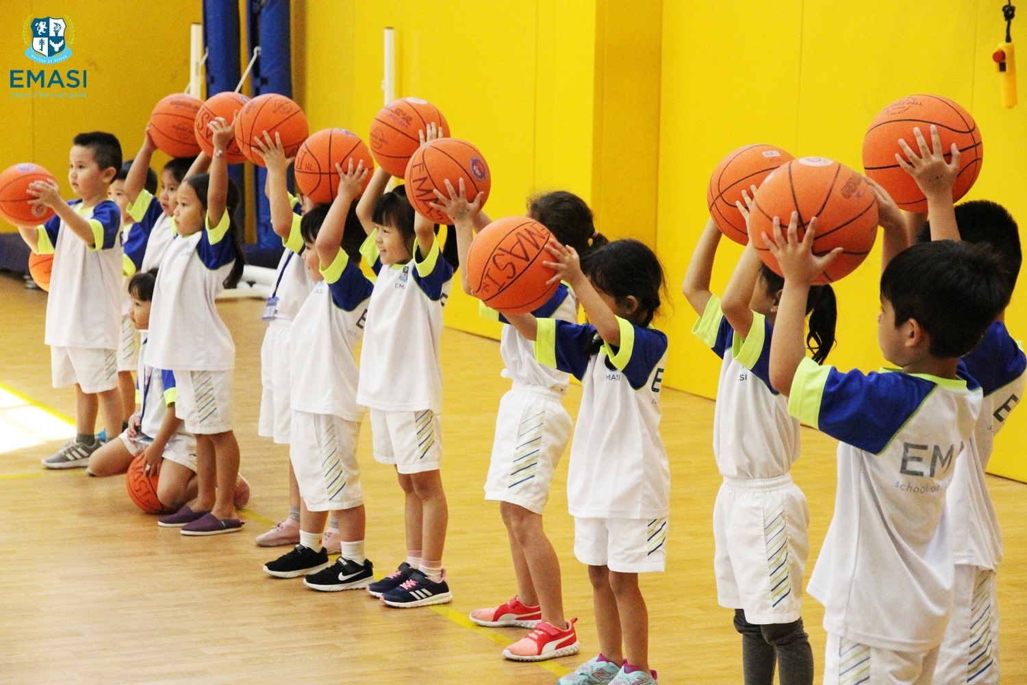 Dynamic Online Physical Education Classes at EMASI Schools