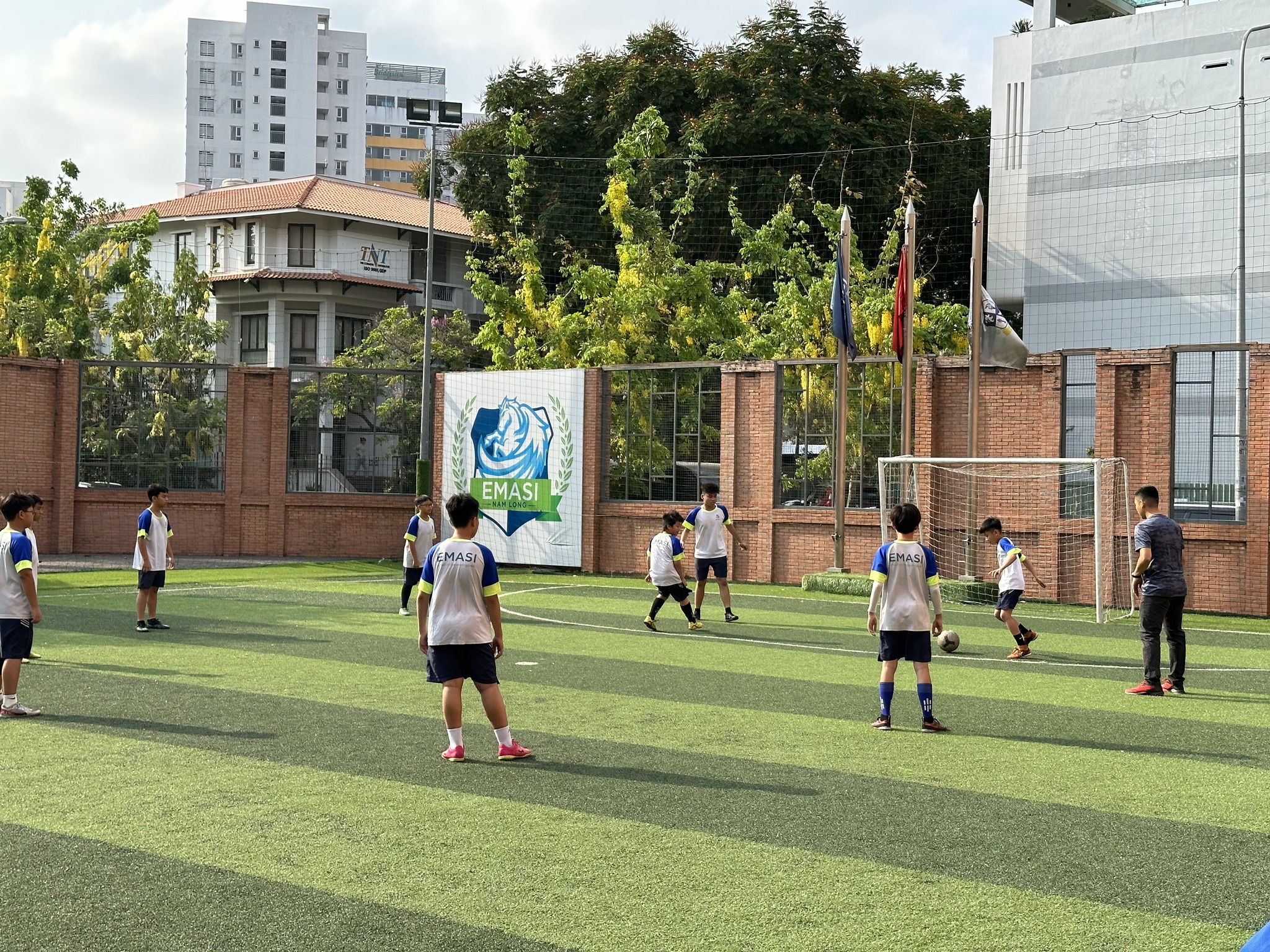 Hội thao liên trường EMASI