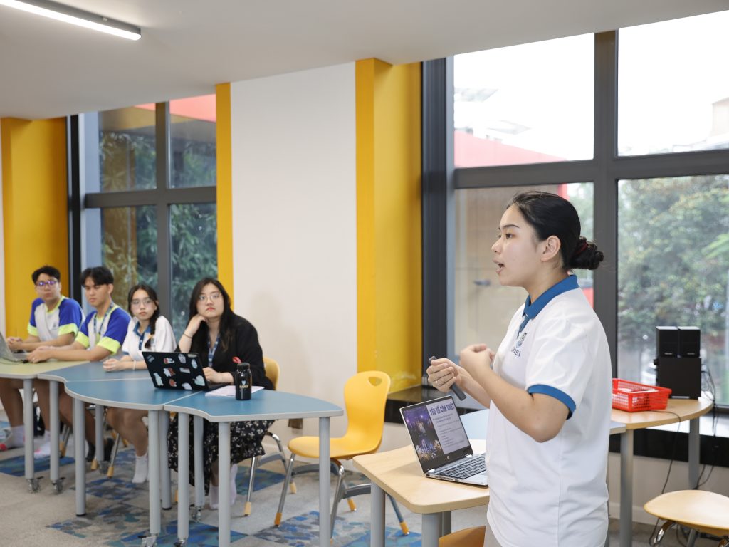 Chương trình Hướng nghiệp THPT tại Trường Song ngữ Quốc tế EMASI