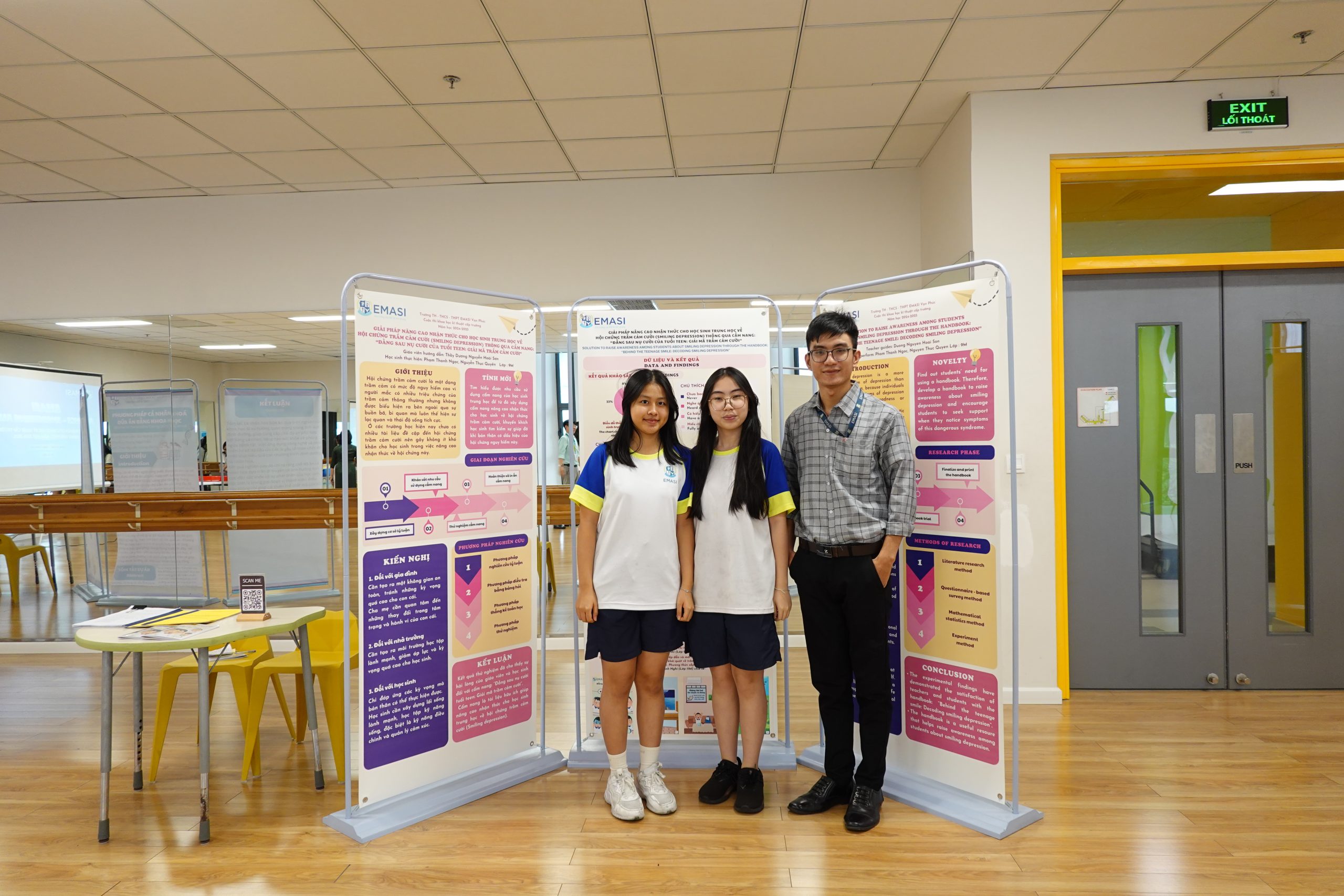 First Prize in the EMASI SCIENCE – ENGINEERING FAIR with their project on “Smiling depression”