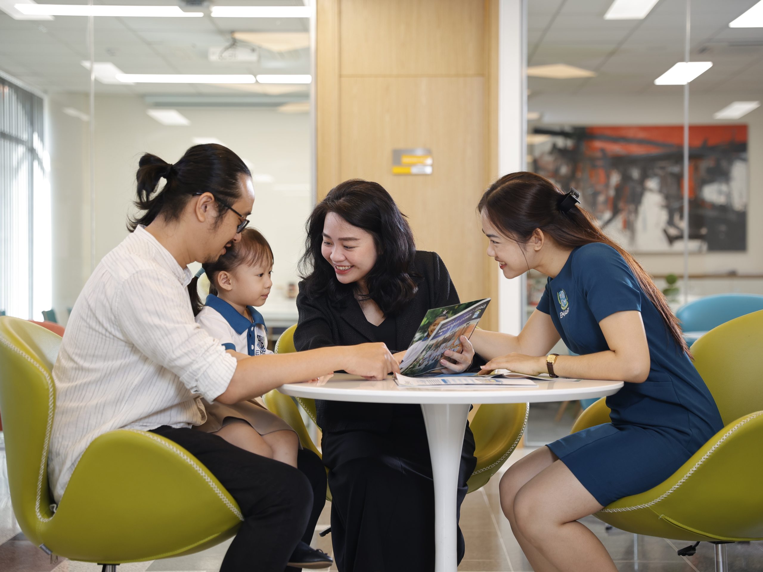 Sổ tay và Quy trình