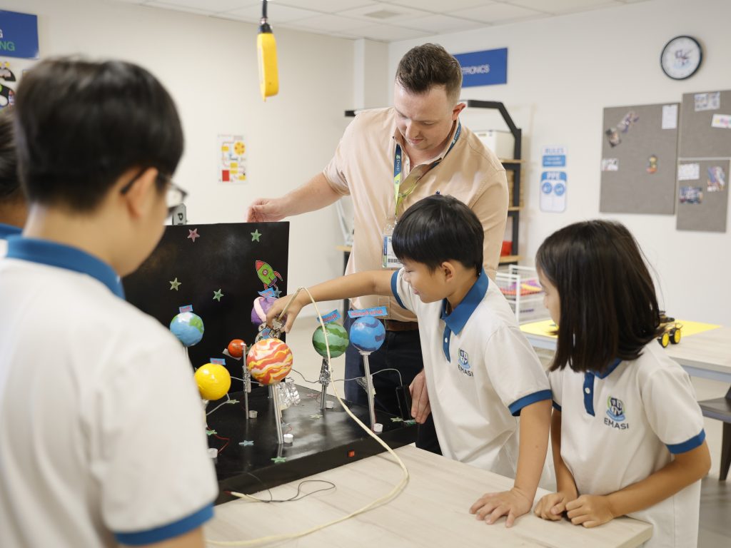 ICT and STEM Education at EMASI